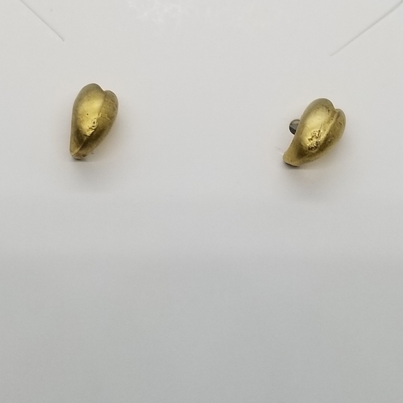 gold tone curl earrings - Picture 8 of 8